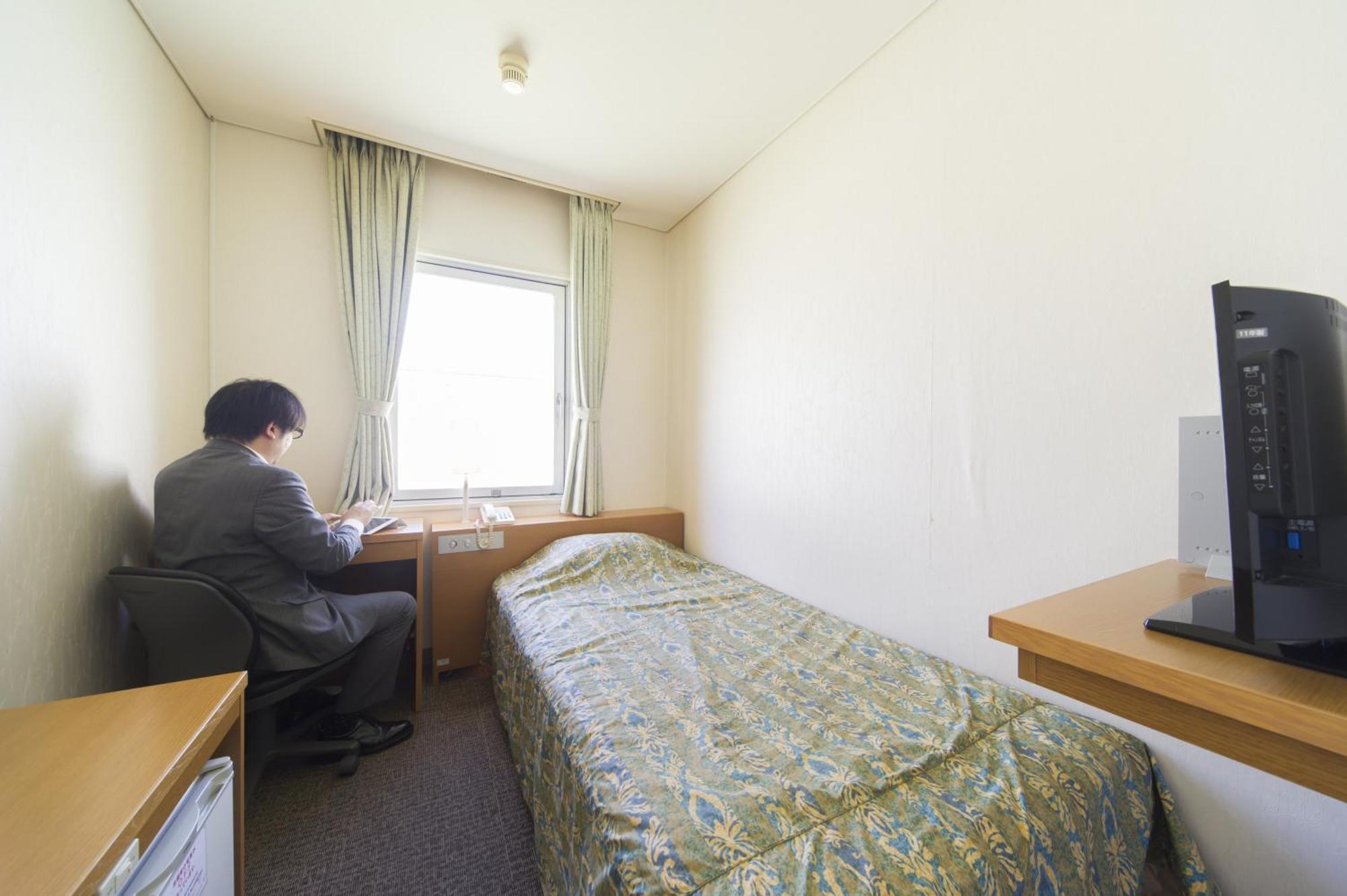 Hotel Hiroshima Sunplaza Quarto foto